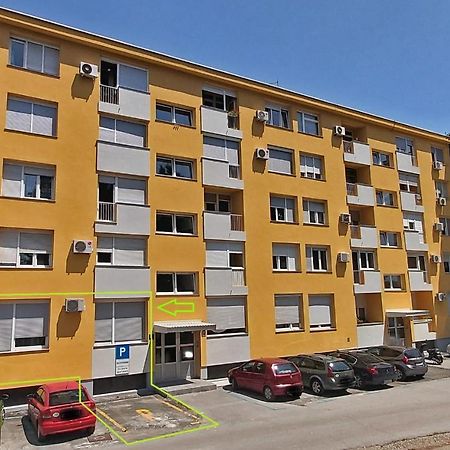 Ka Star Apartment Karlovac Exterior photo